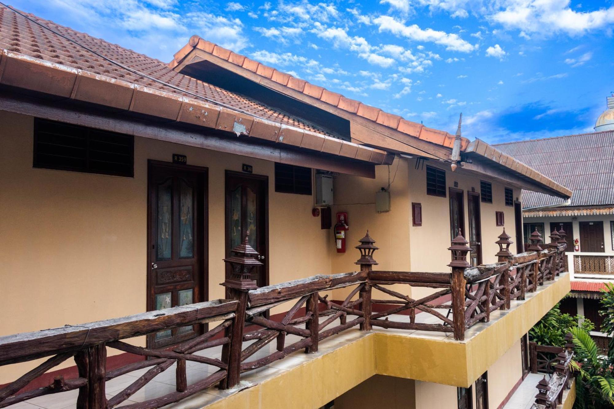 S.K. House 1 Hotel Chiang Mai Bagian luar foto