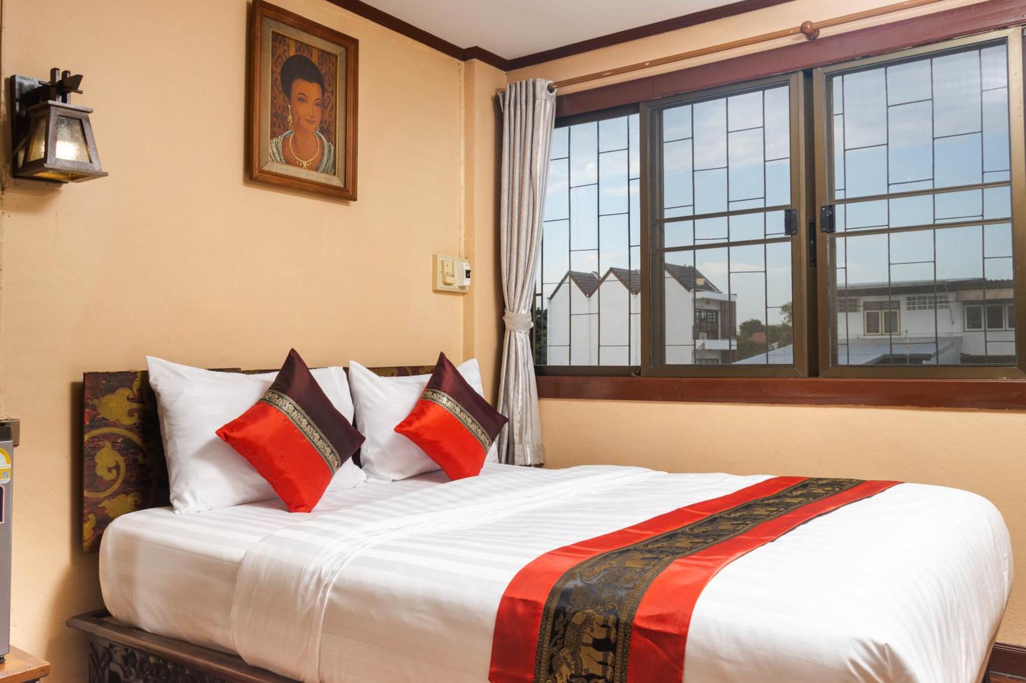 S.K. House 1 Hotel Chiang Mai Bagian luar foto