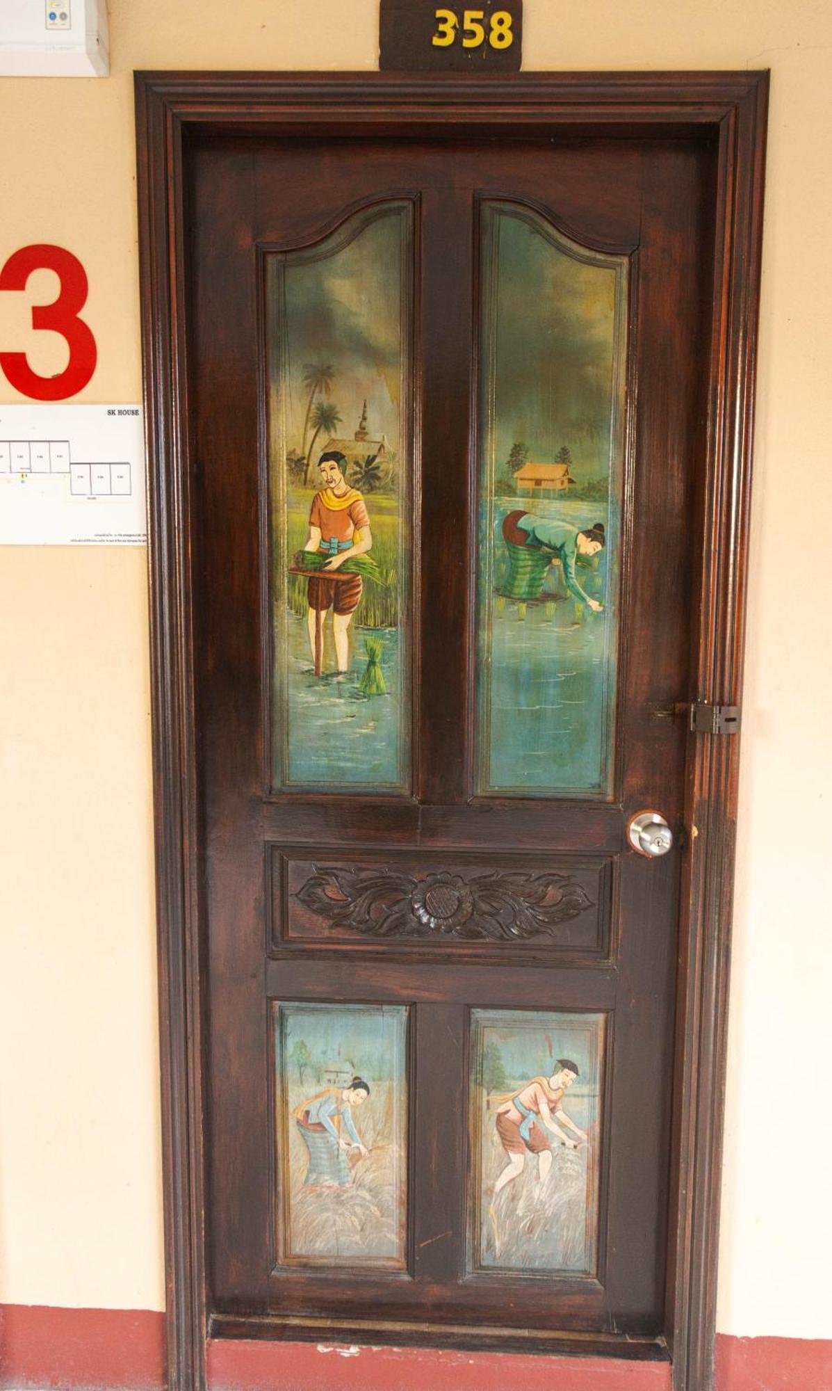 S.K. House 1 Hotel Chiang Mai Bagian luar foto