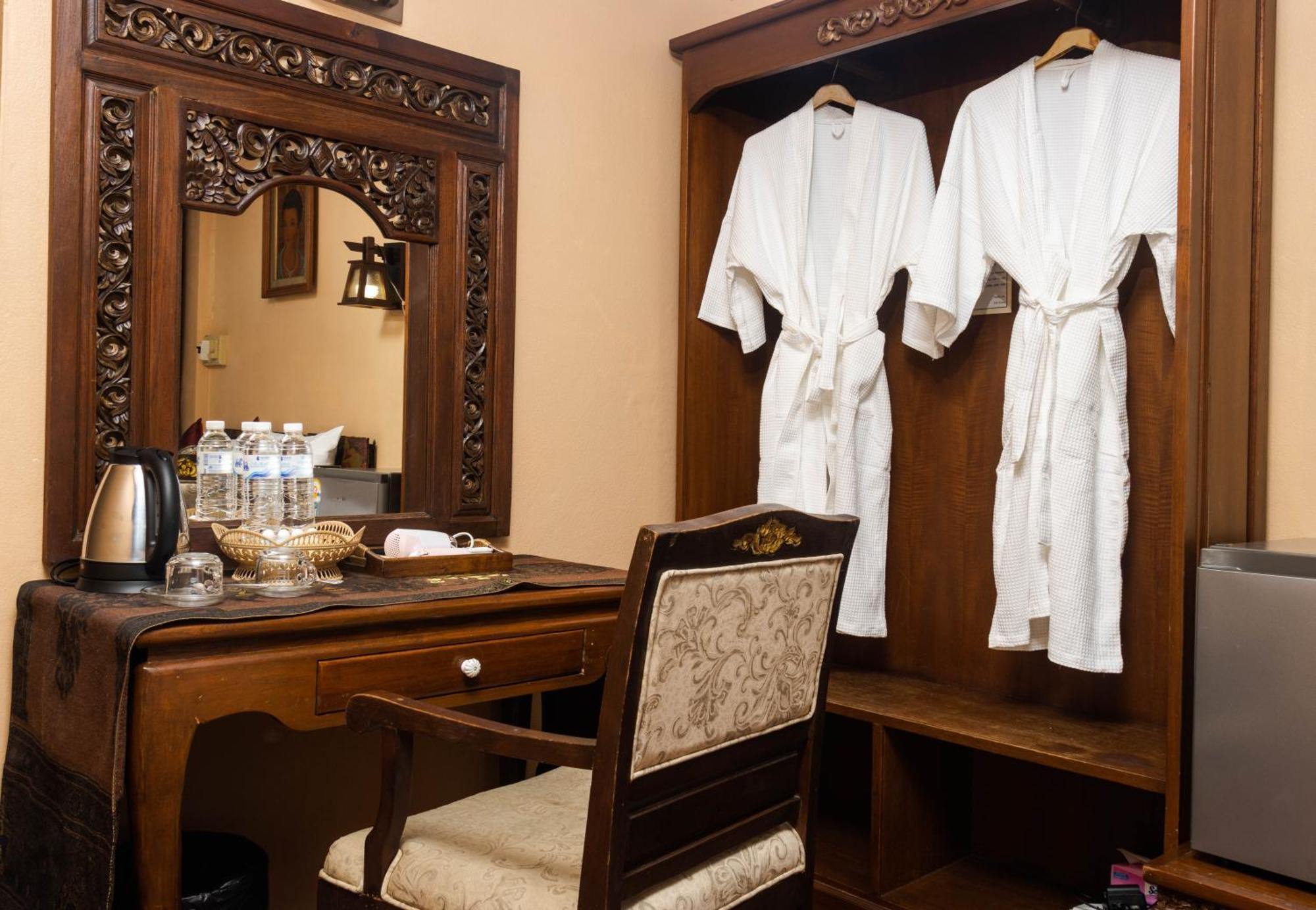 S.K. House 1 Hotel Chiang Mai Bagian luar foto