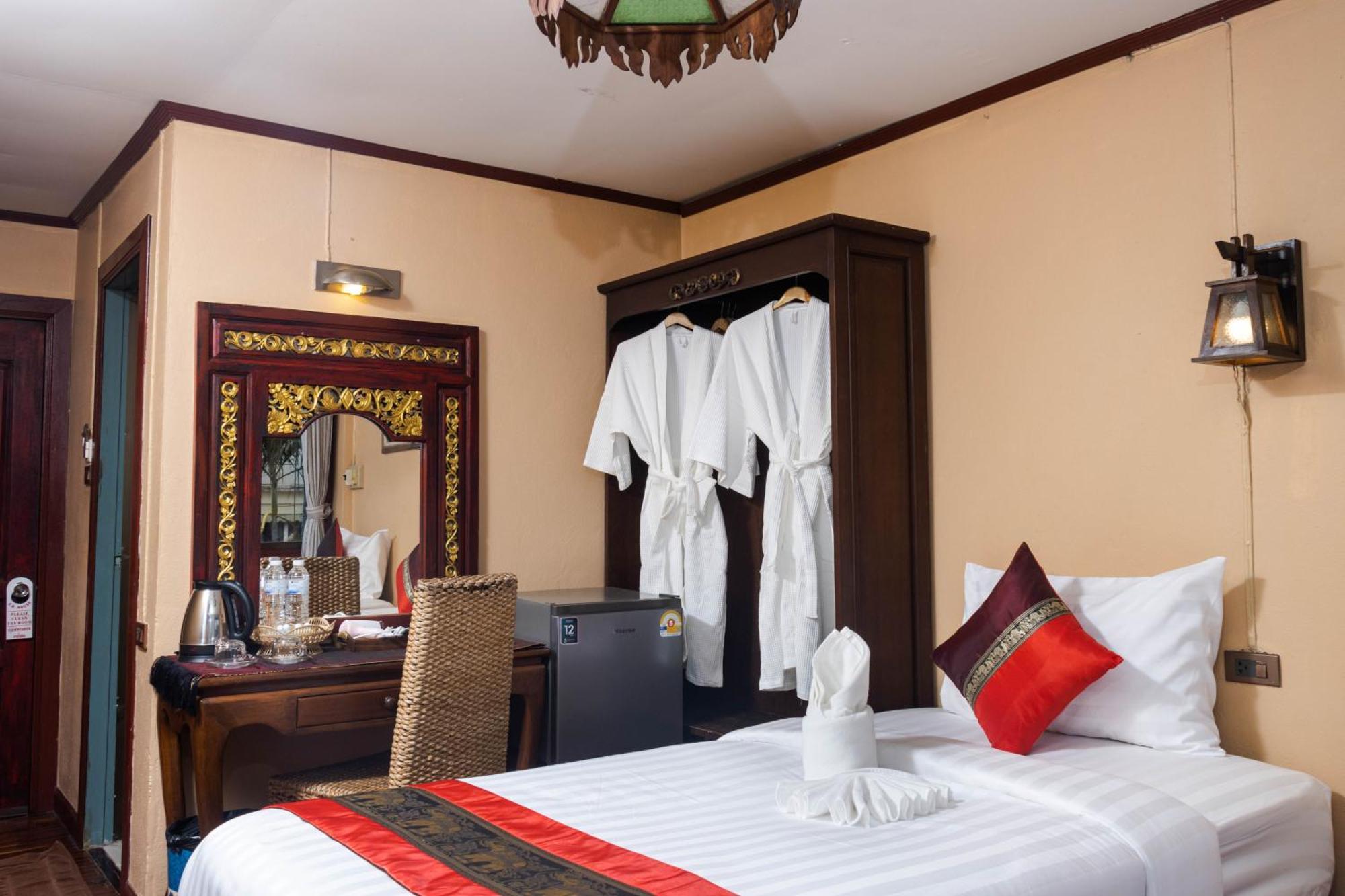 S.K. House 1 Hotel Chiang Mai Bagian luar foto