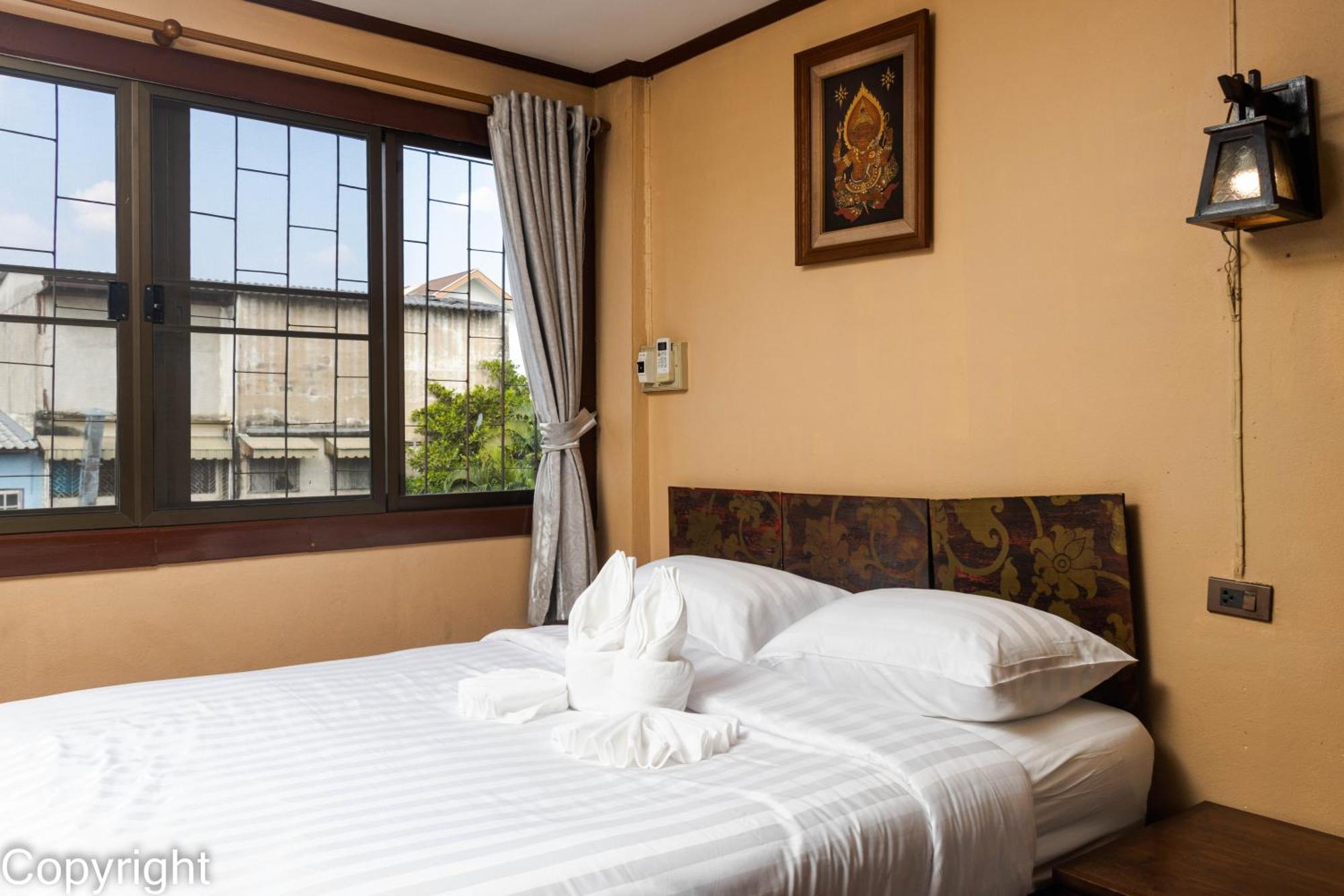 S.K. House 1 Hotel Chiang Mai Bagian luar foto